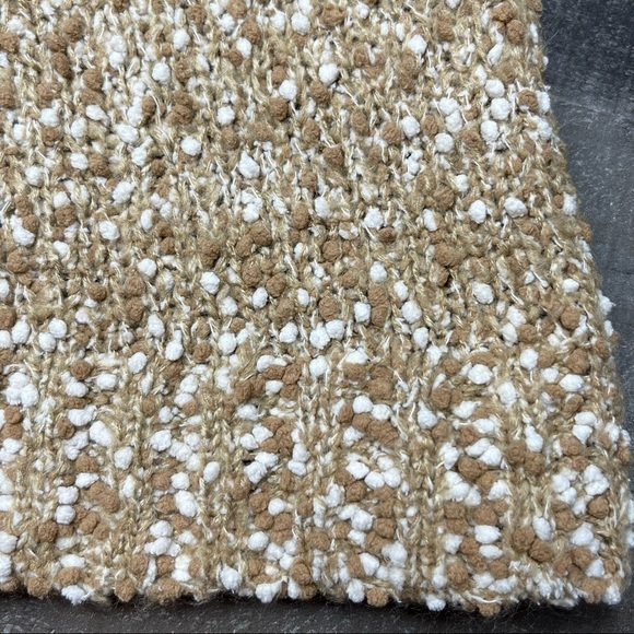 LOFT V-Neck Textured Sweater size Medium - Picture 8 of 9